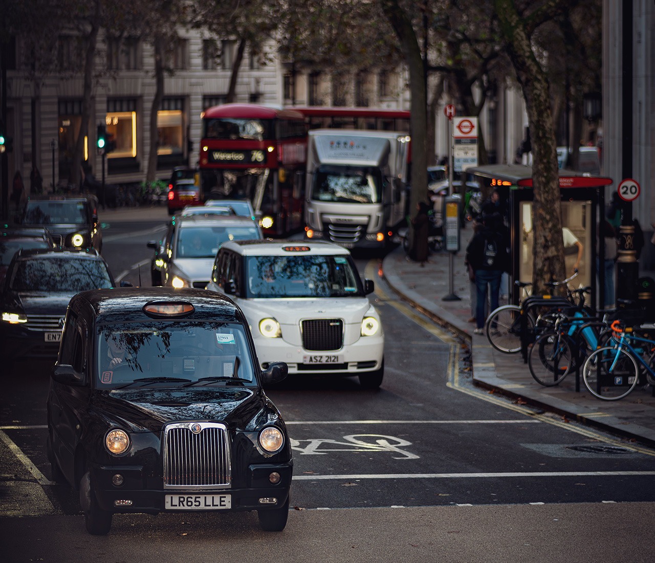 The Impact of London's Congestion Charge on Delivery Services