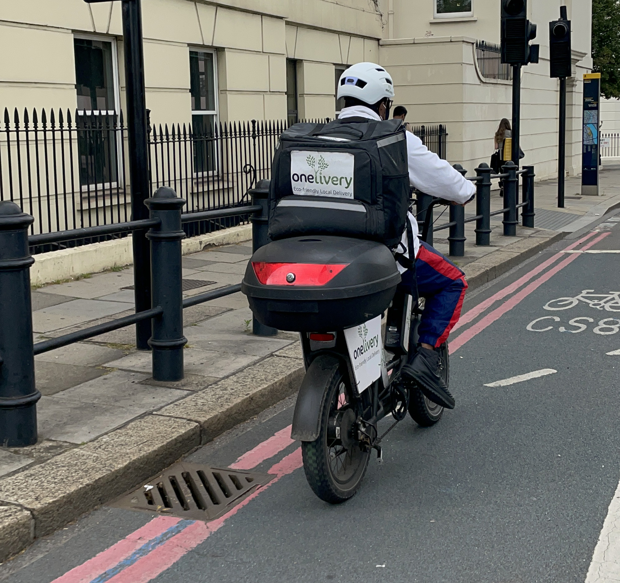 The Ethics of Fast Delivery: Is it Worth the Cost?