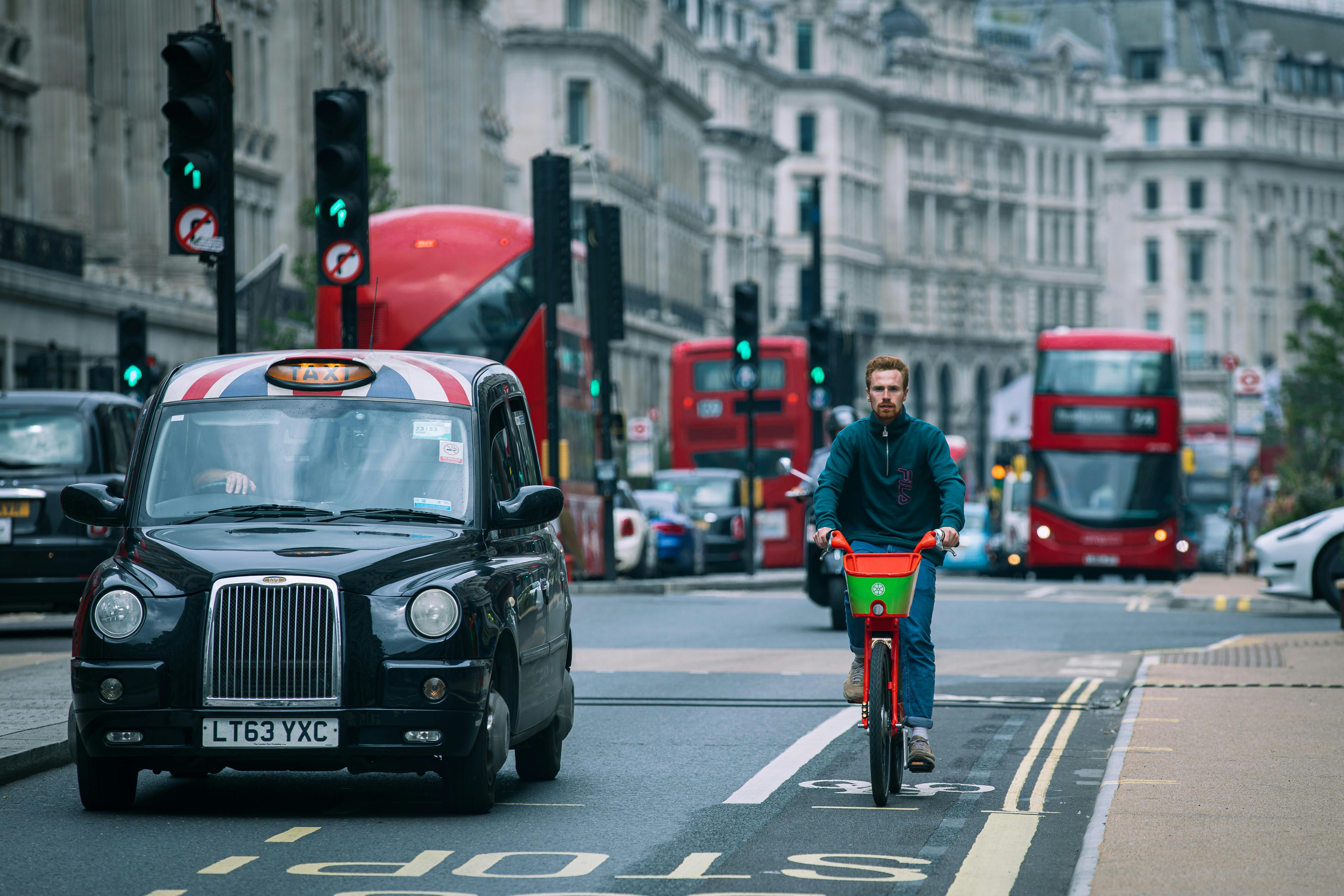 London's Delivery Services and the Gig Economy: Challenges and Opportunities: can we target this towards gig-workers