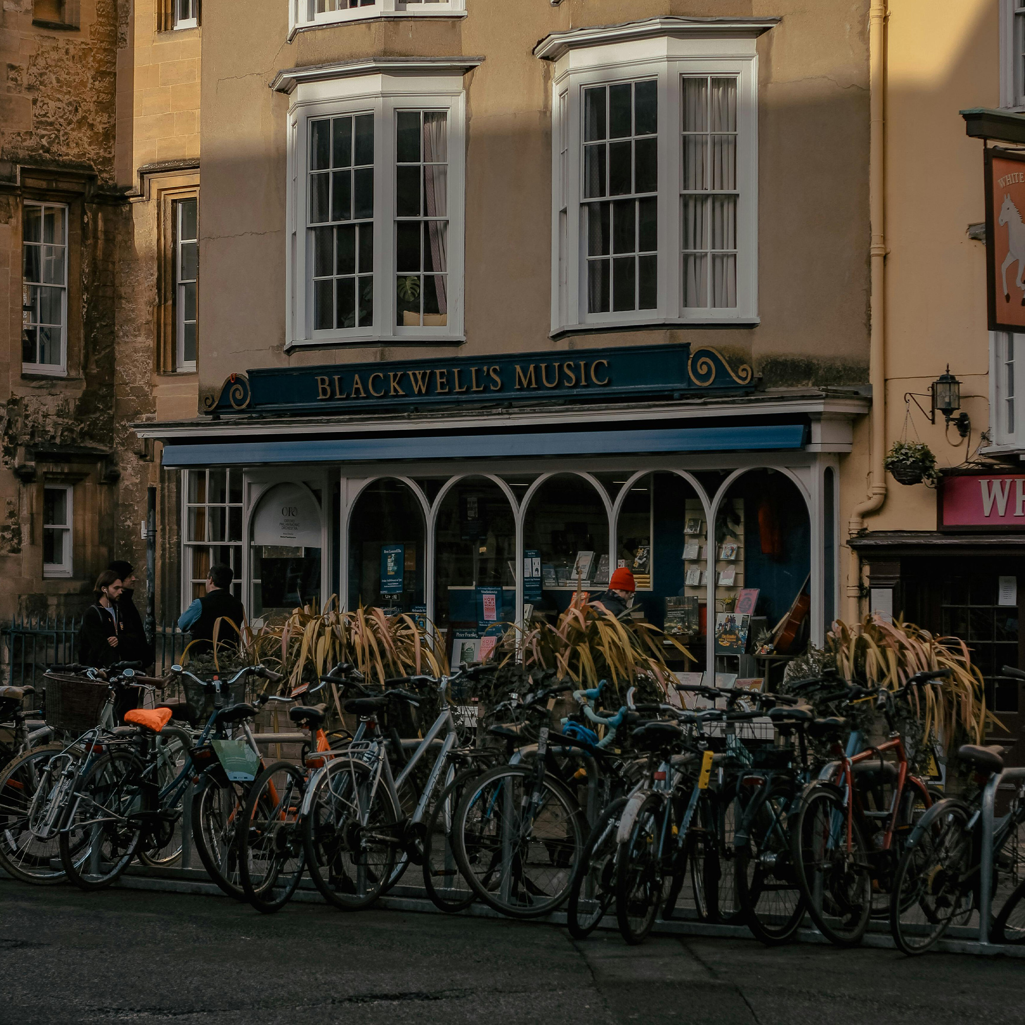 The Impact of Electric Vehicles on High Street Retailers' Delivery Operations