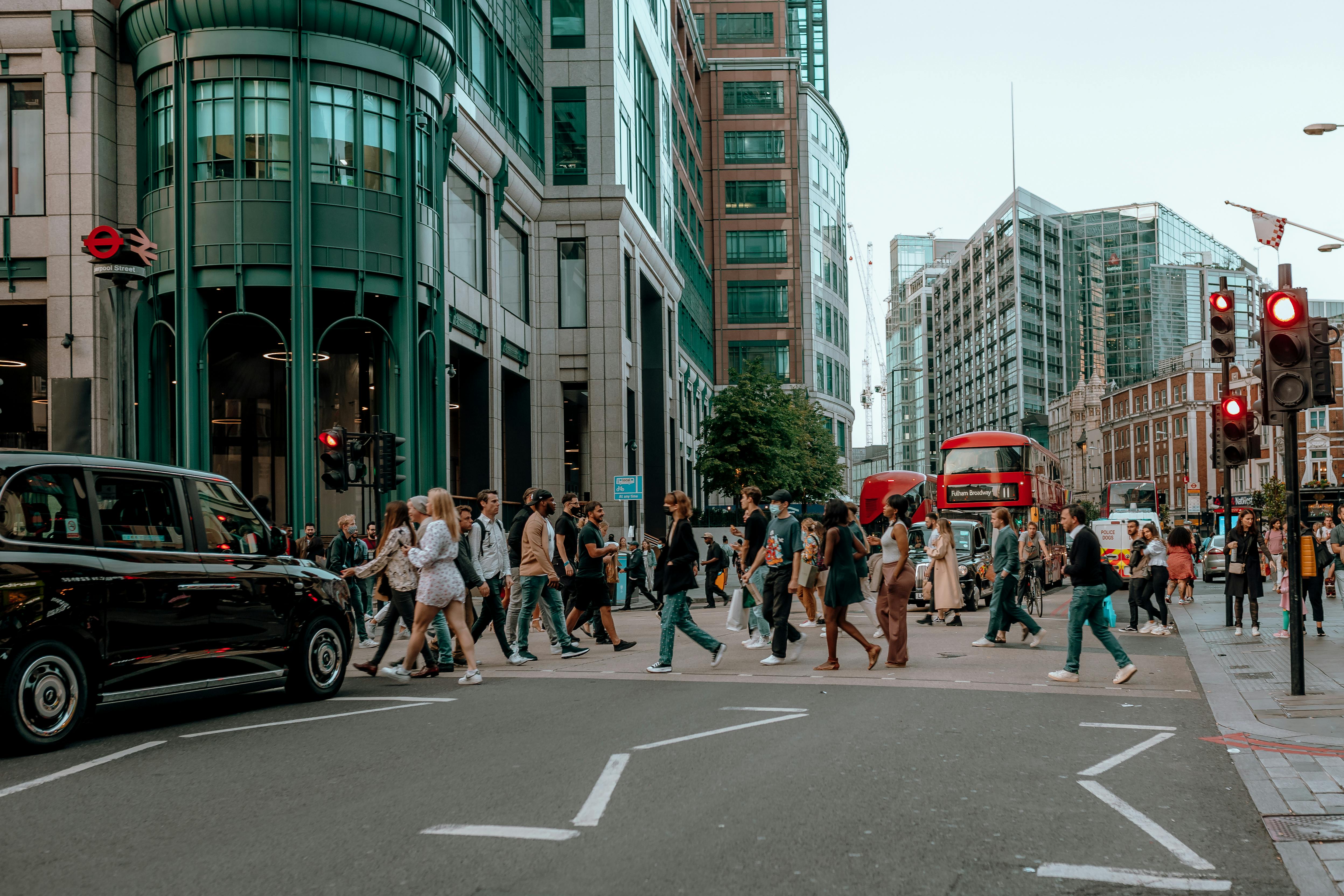 The Future at Our Doorstep: How Delivery Services Are Getting Smarter with London's Smart City Technology