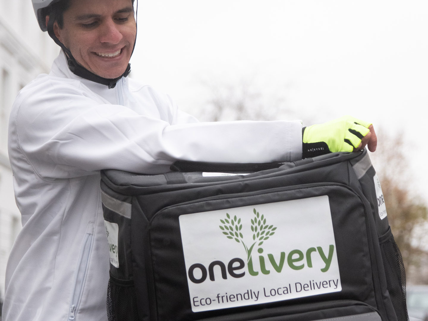 Onelivery UK Isn’t Just for Pharmacies: See Who Else We’re Helping